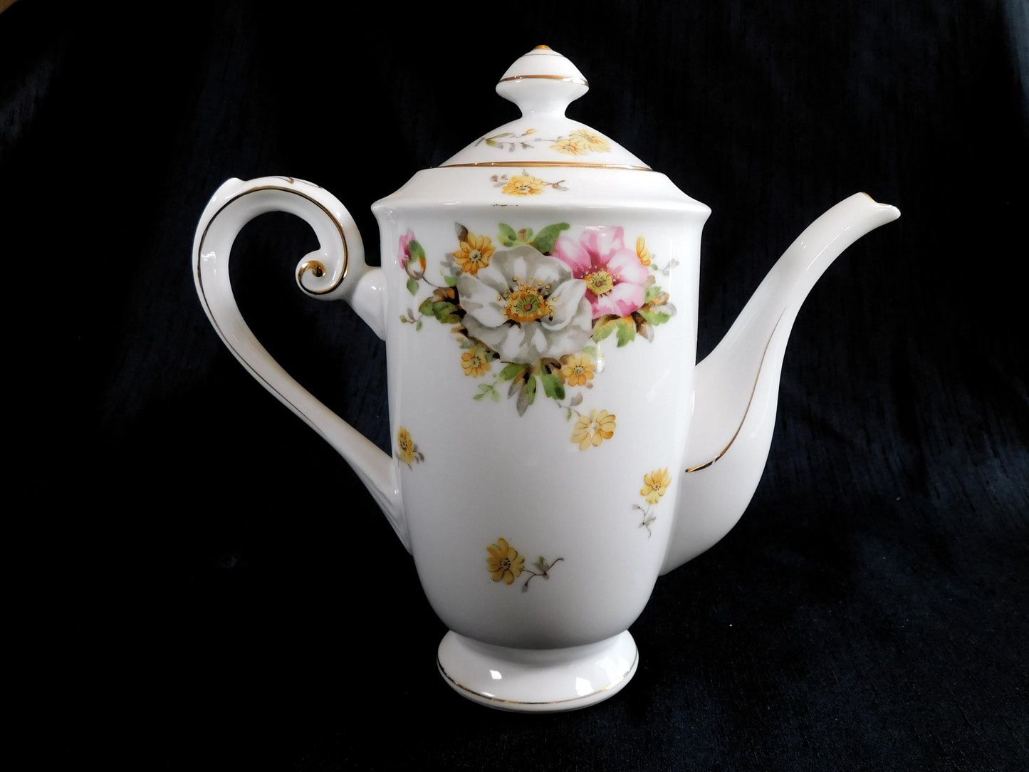 Albion White Floral Teapot, Sugar Bowl and Creamer from Japan # 23050