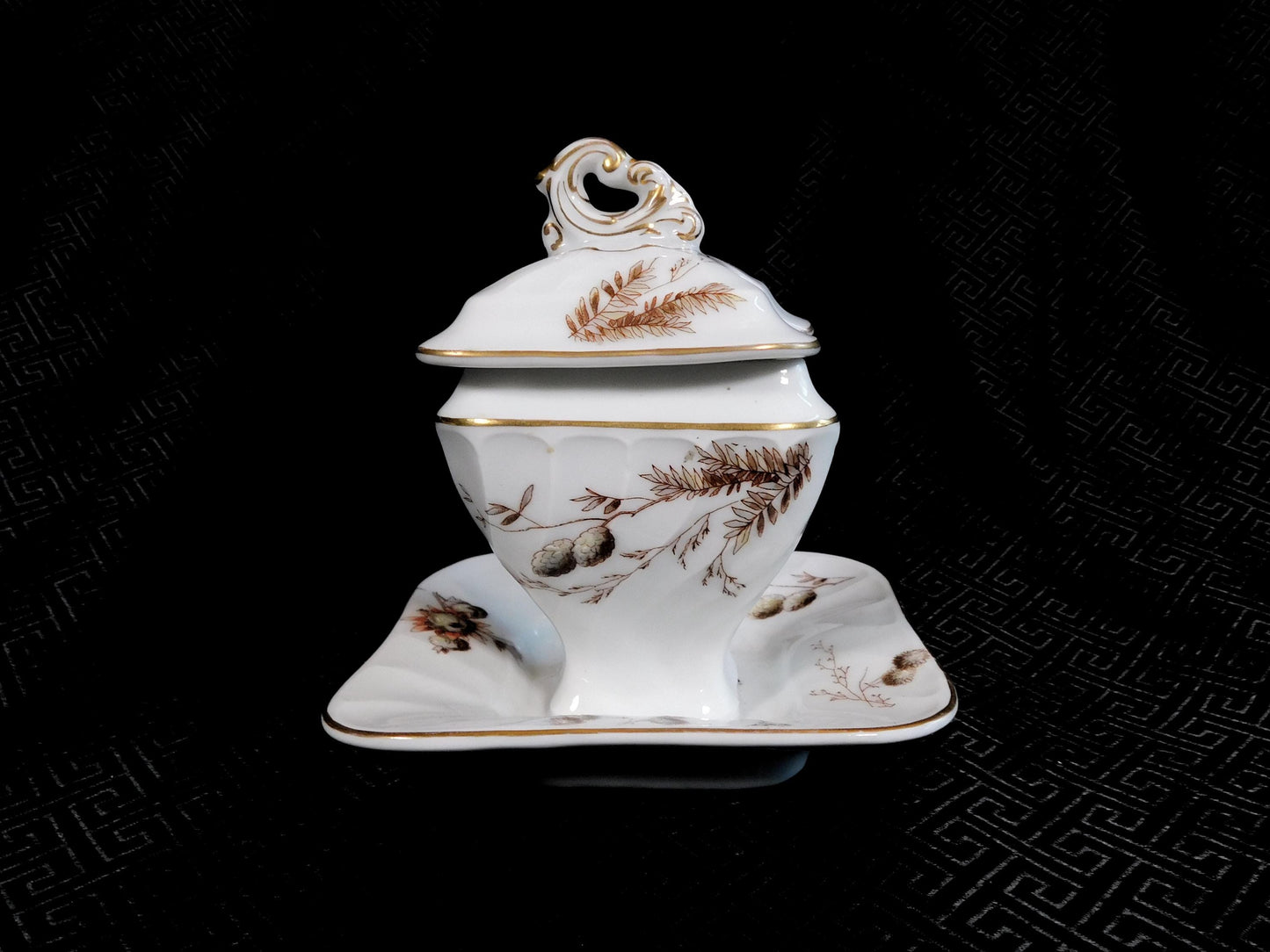 Unmarked Honey Pot with Lid and Underplate # 24074