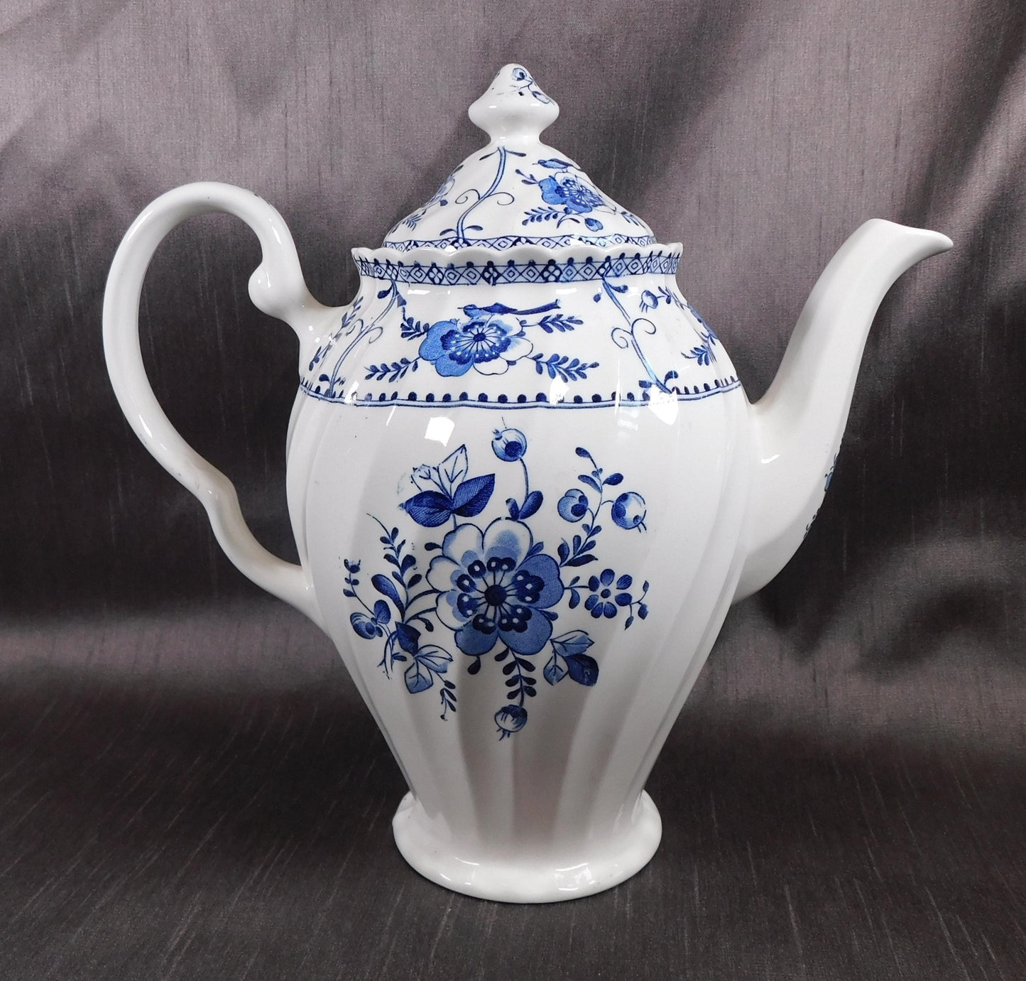 Johnson Brothers Coffee Pot in Indies Blue # 25982