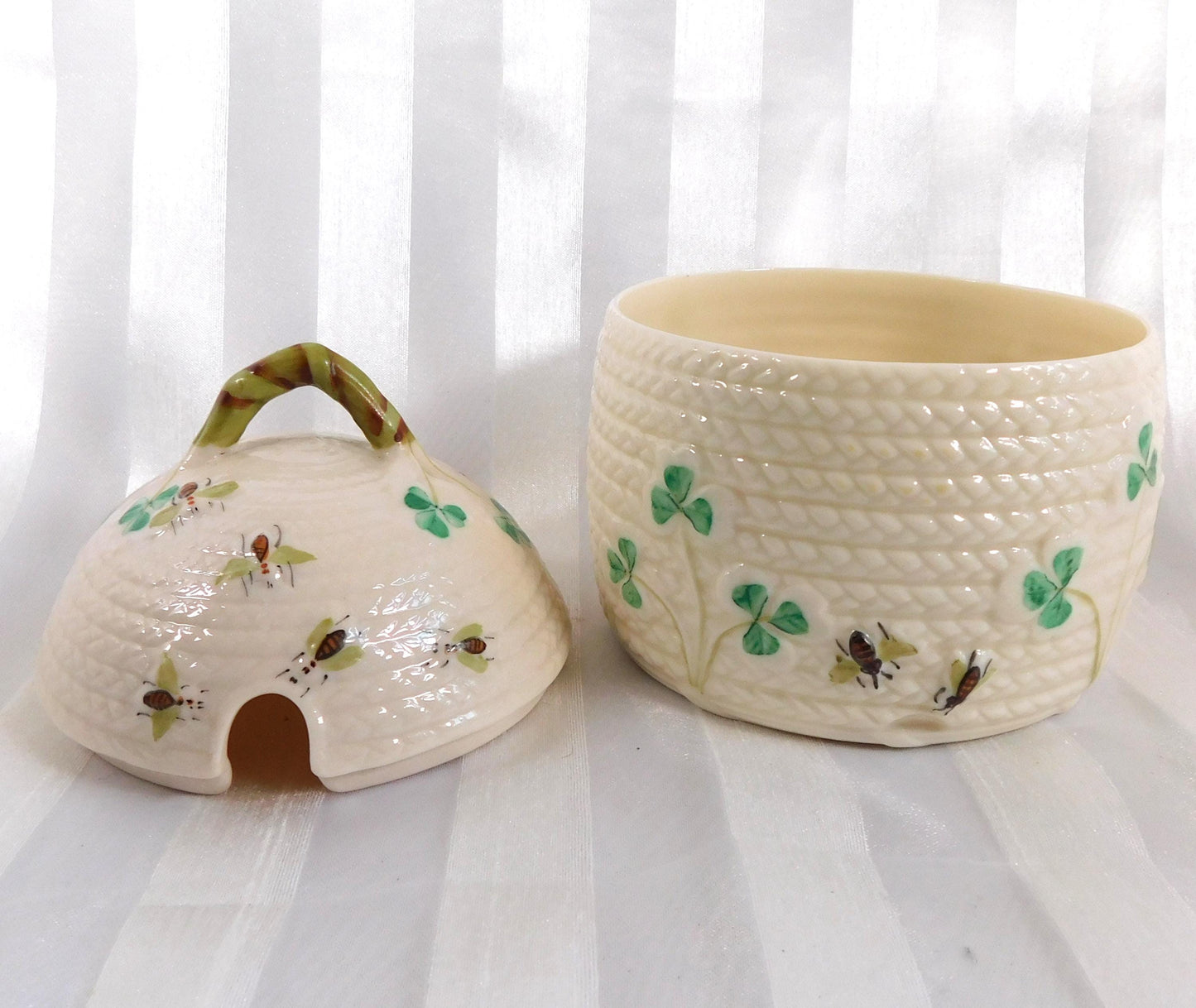 Belleek Shamrock Beehive Honey Pot with Lid # 26019