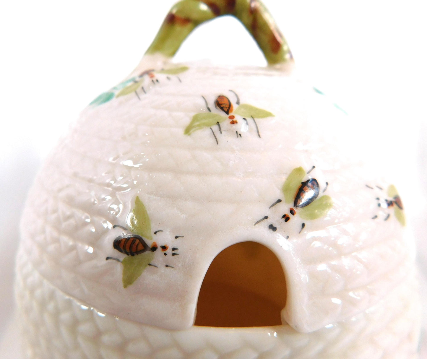 Belleek Shamrock Beehive Honey Pot with Lid # 26019