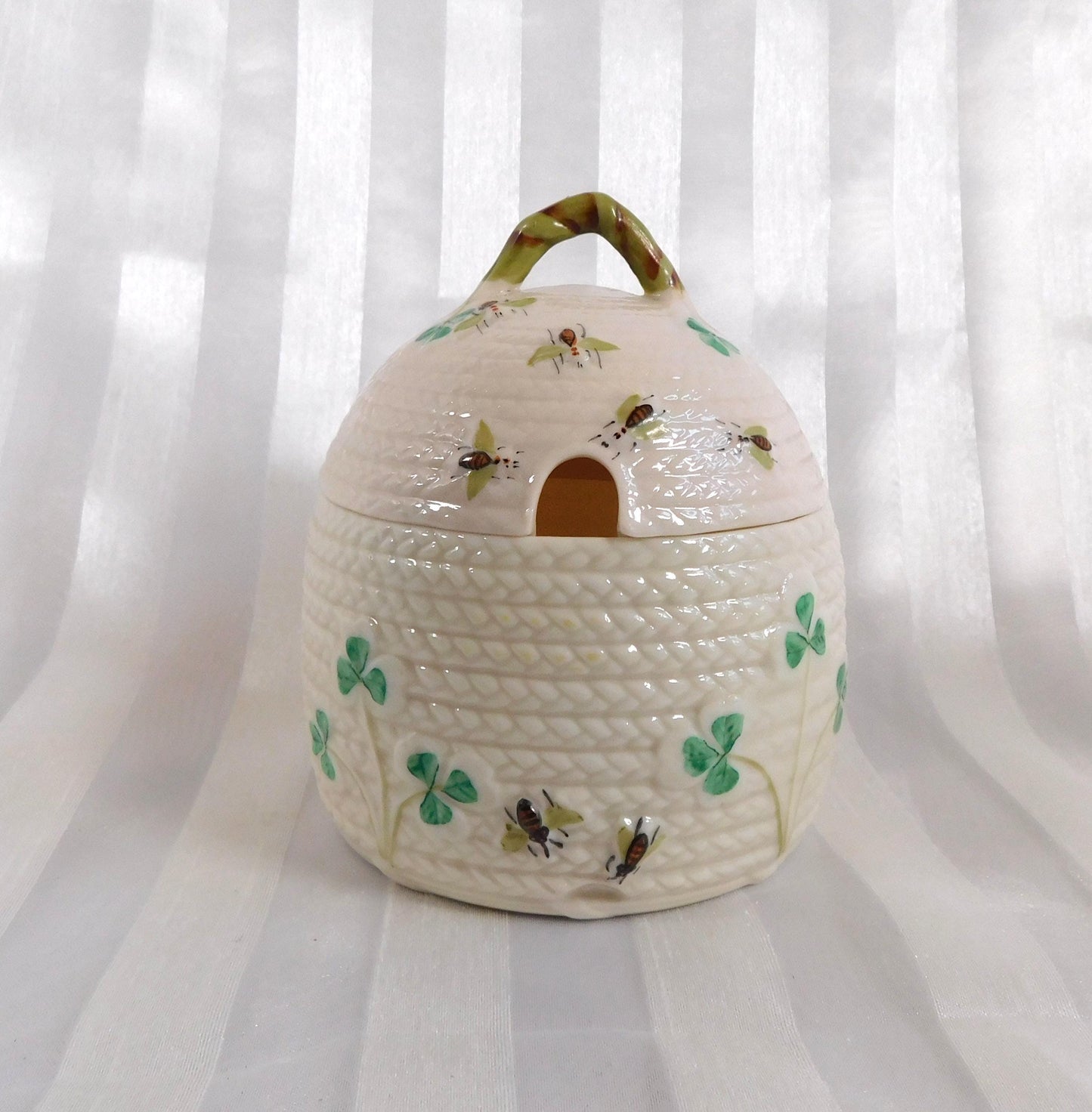 Belleek Shamrock Beehive Honey Pot with Lid # 26019