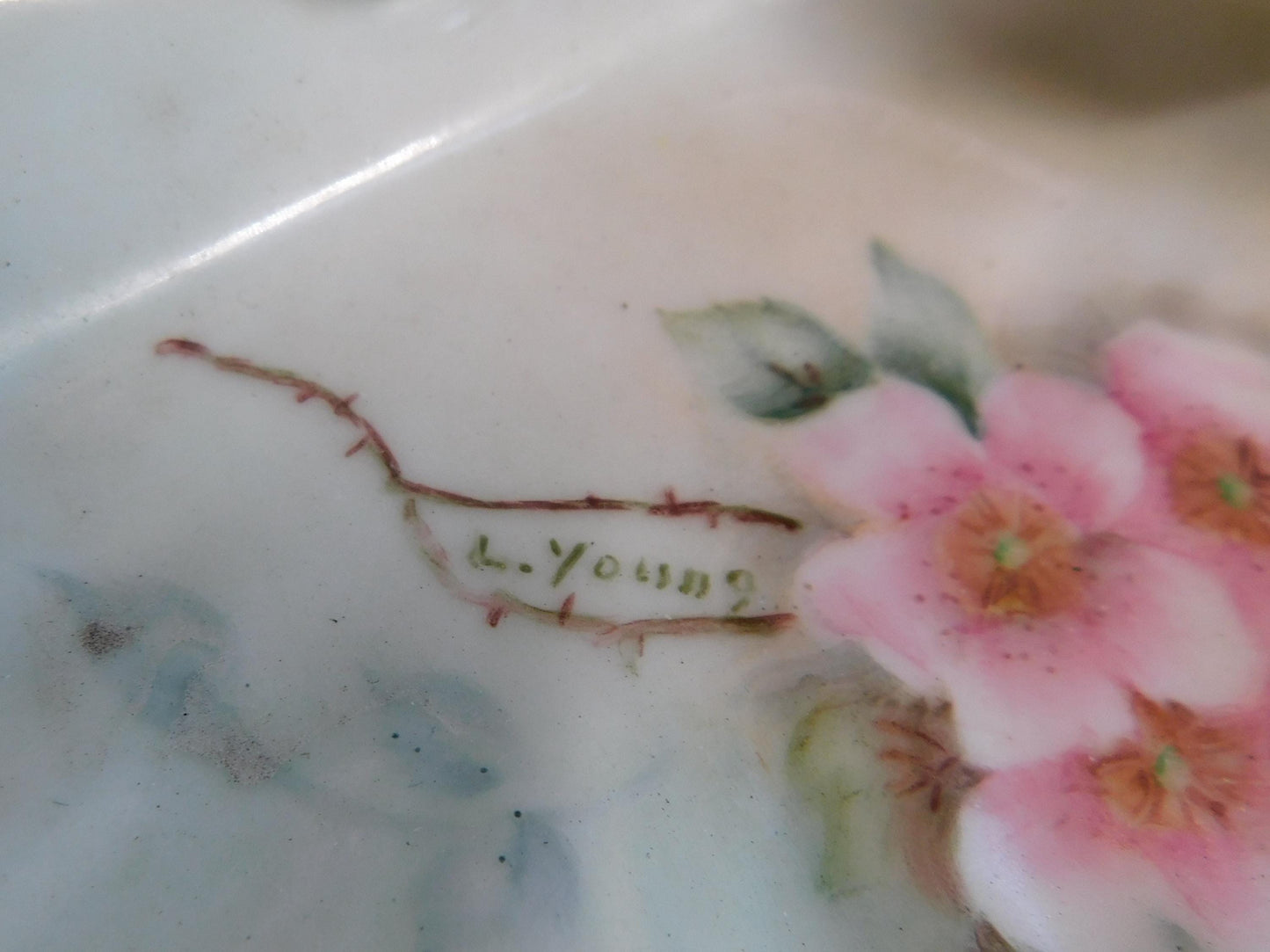 Signed Pale Green Unmarked Three Section Dish # 23677