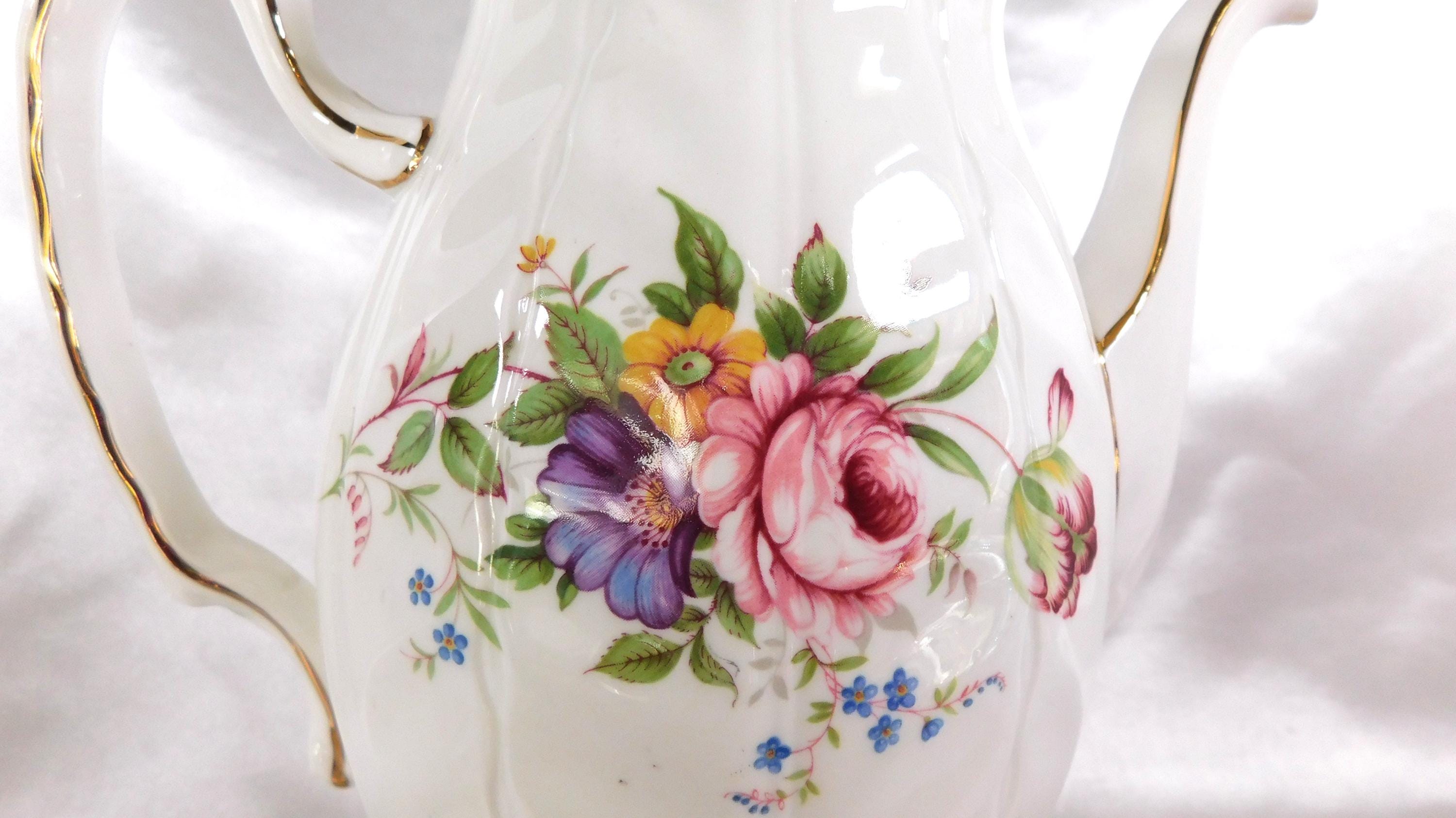 Aynsley White Floral Coffee Pot in Aynsley Spray # 25219
