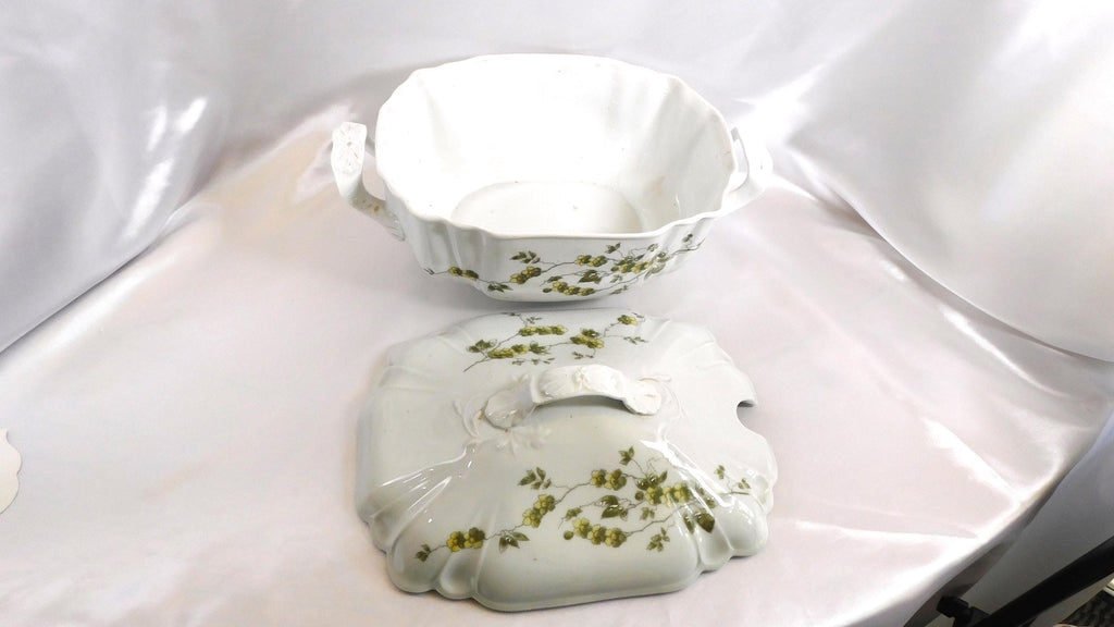 Large Covered Serving Dish Soup Tureen # 25117