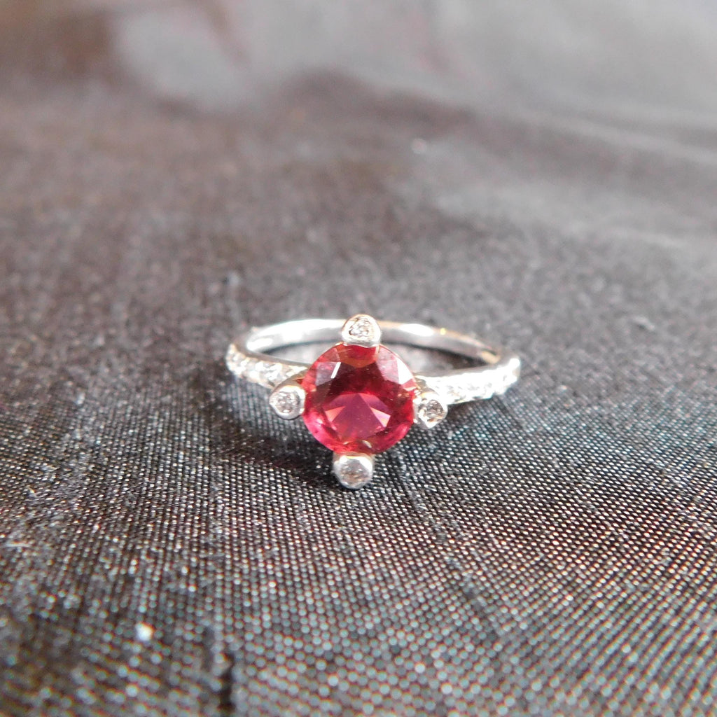 Sterling Silver Size 8 Ring with Red Center Stone  # 20828
