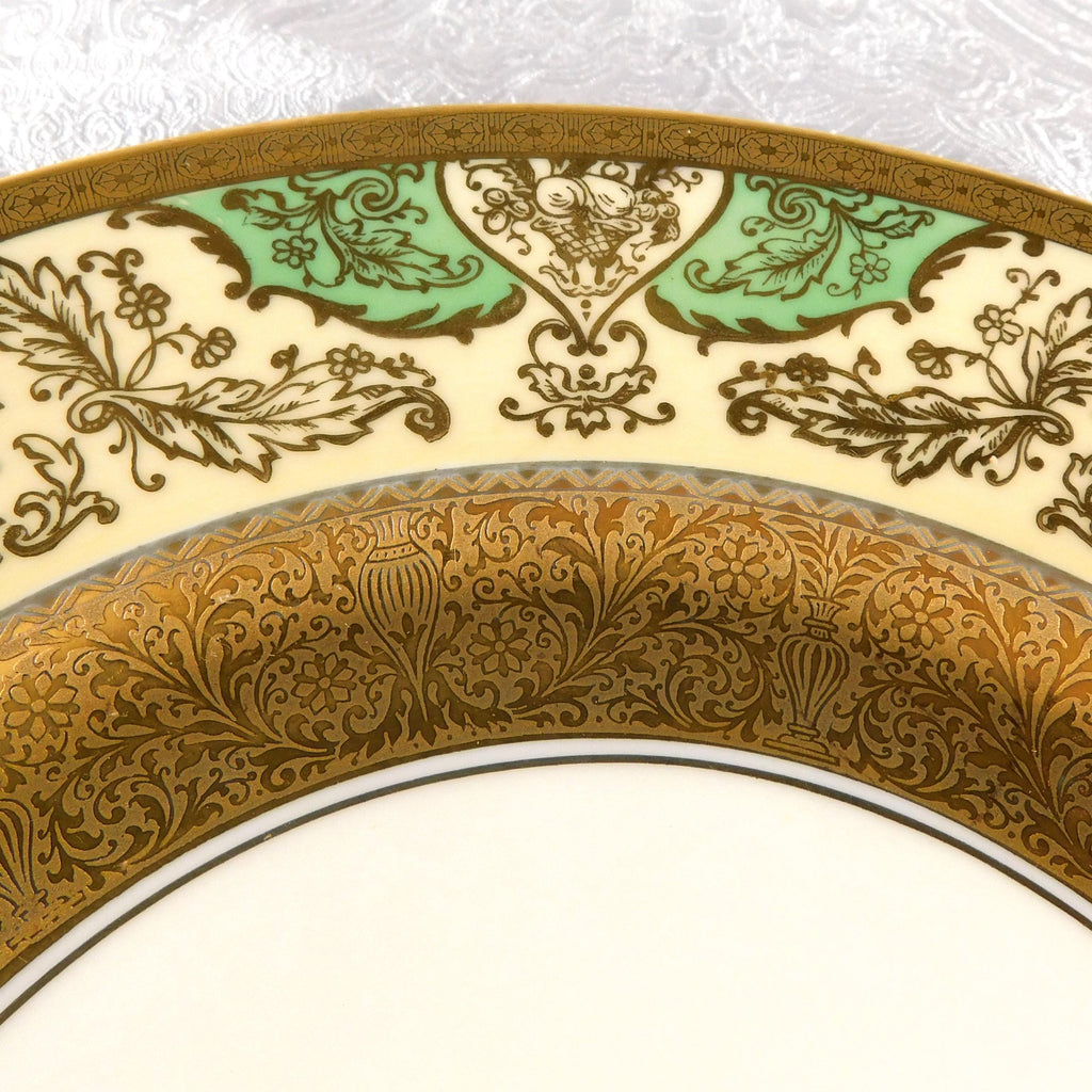Heinrich & Co, Pickard Dinner Plate in P59-11 # 27645