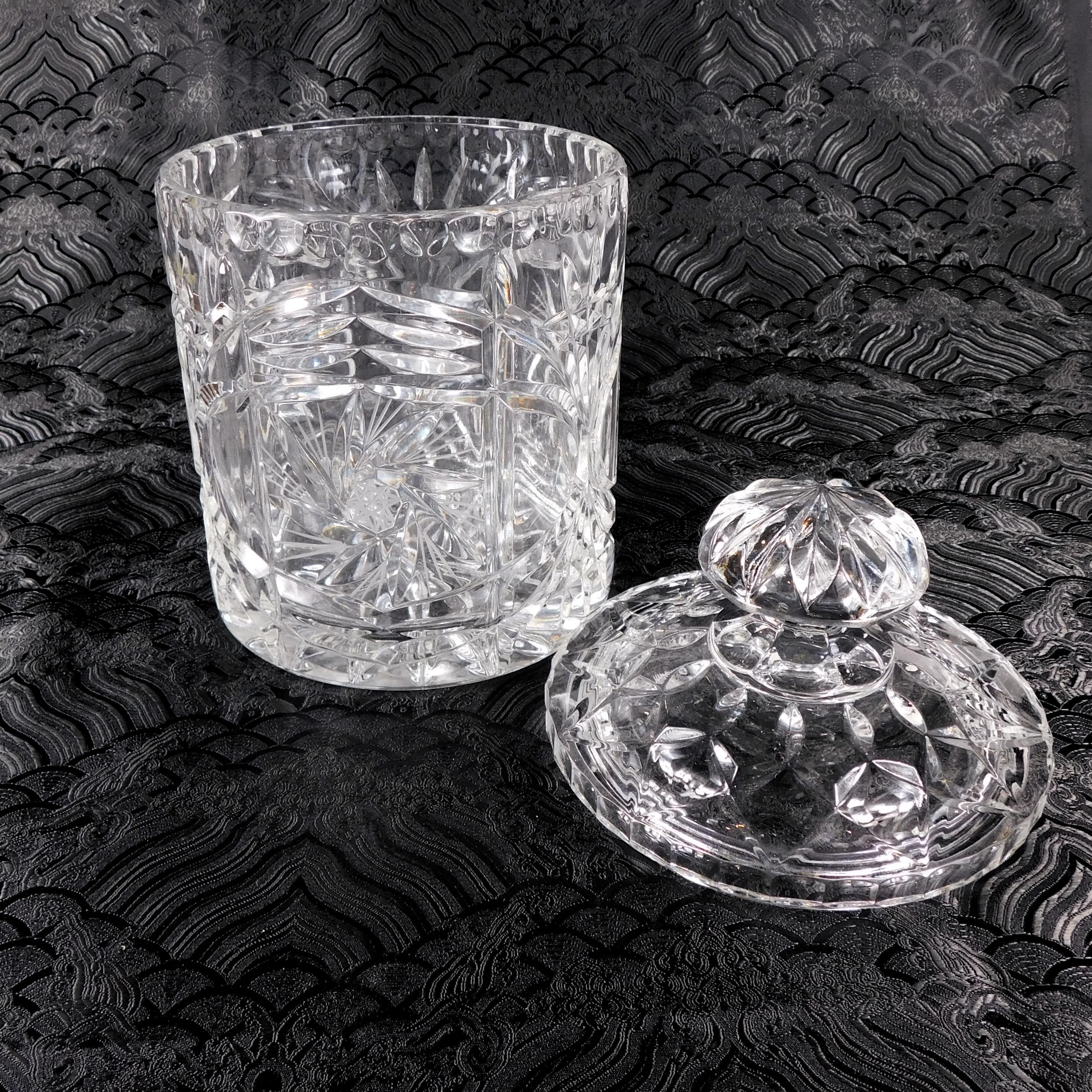 Heavy Cut Crystal Biscuit Barrel with Whirling Stars # 27610