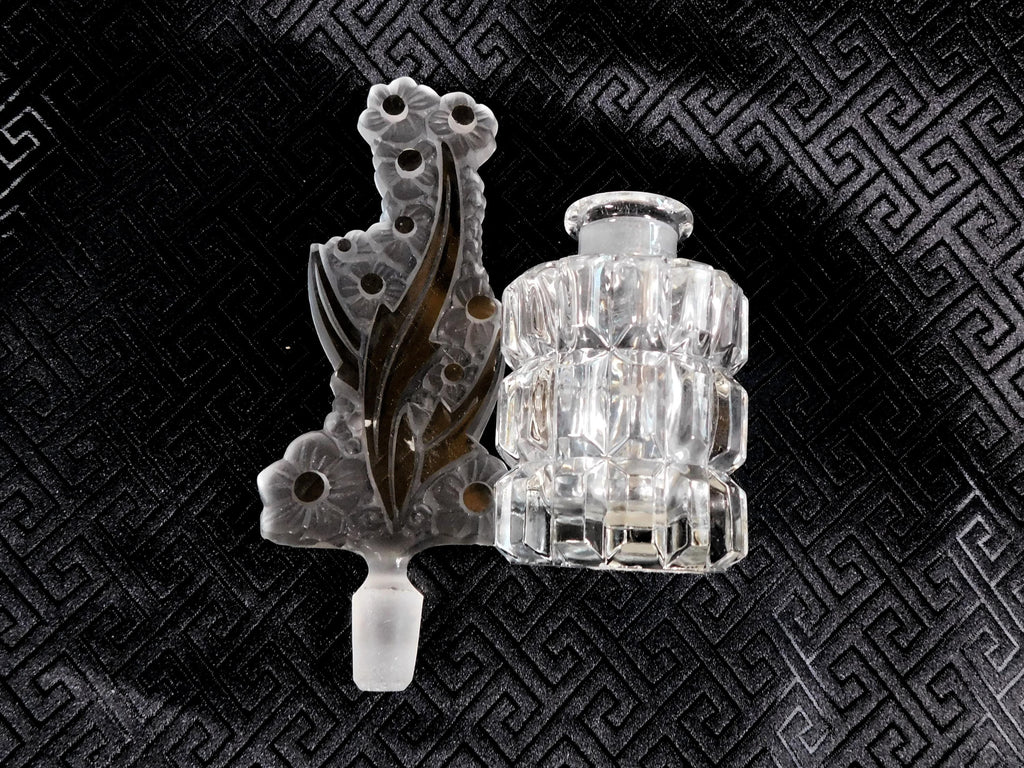 Round Glass Perfume Bottle with Flower Shaped Stopper # 23509