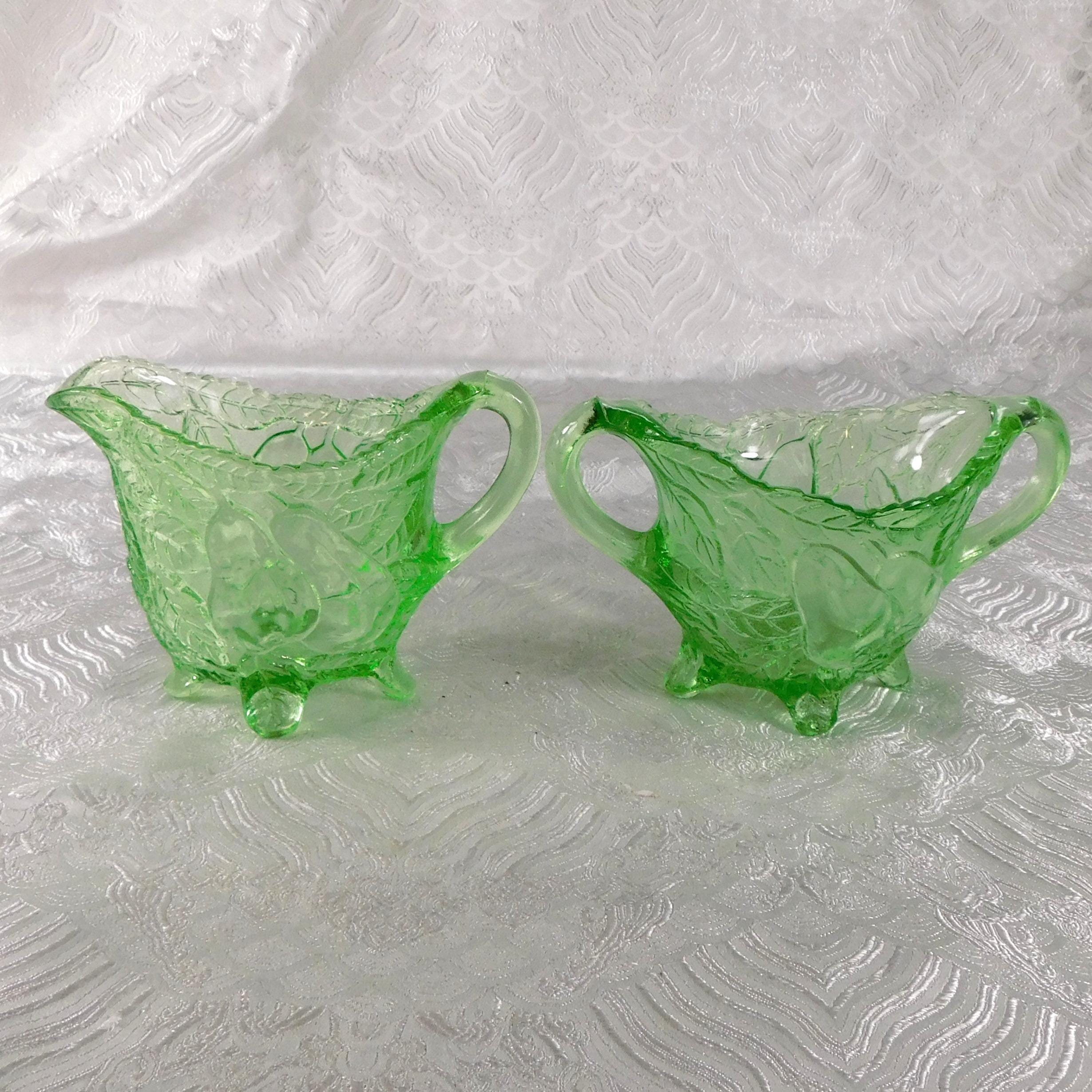 Indiana Glass Sugar Bowl and Creamer in Sweet Pear # 27502