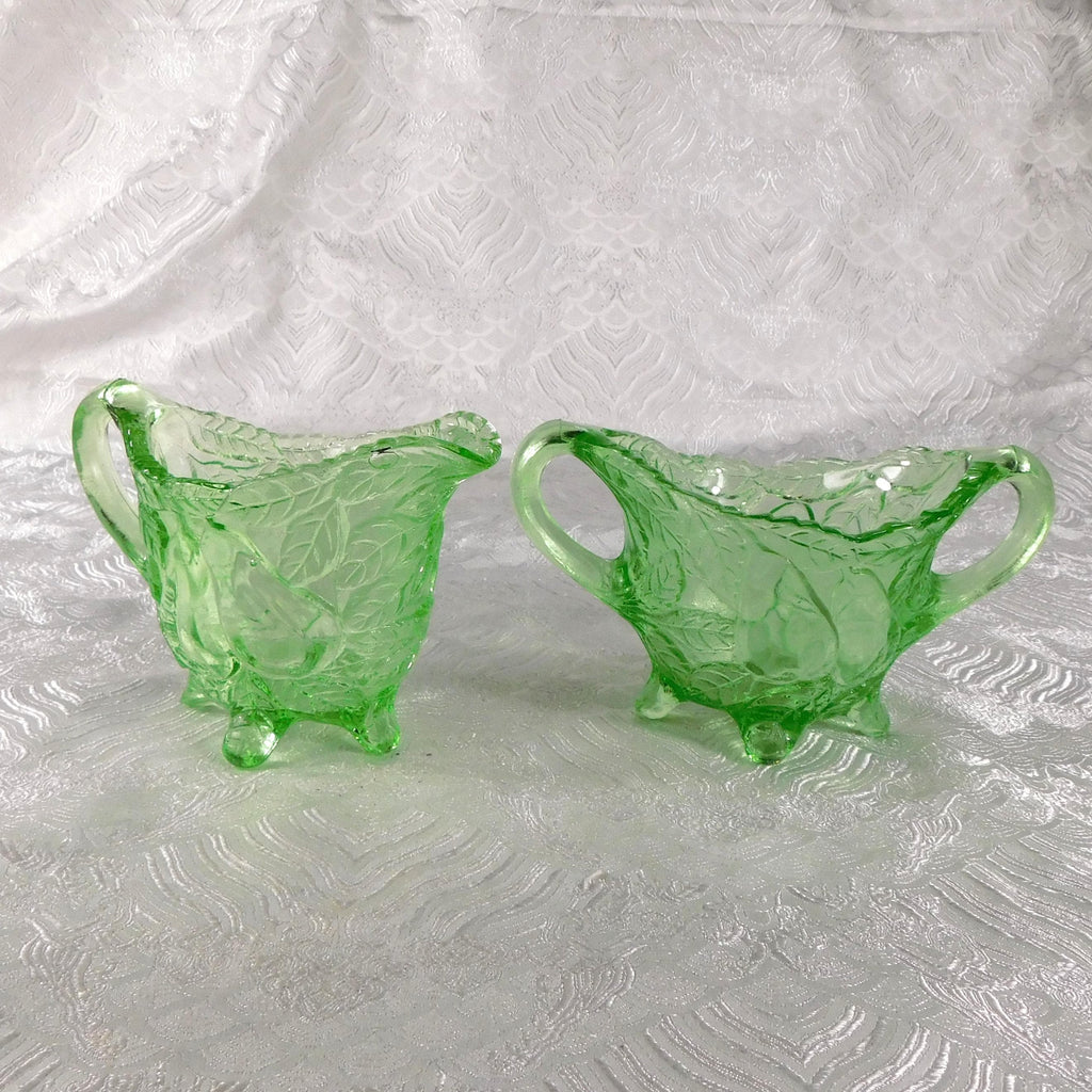 Indiana Glass Sugar Bowl and Creamer in Sweet Pear # 27502