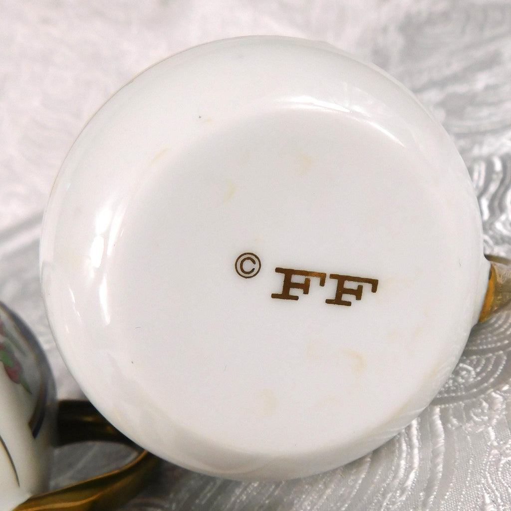Lot of Three Pots De Cream with Two Lids # 27579