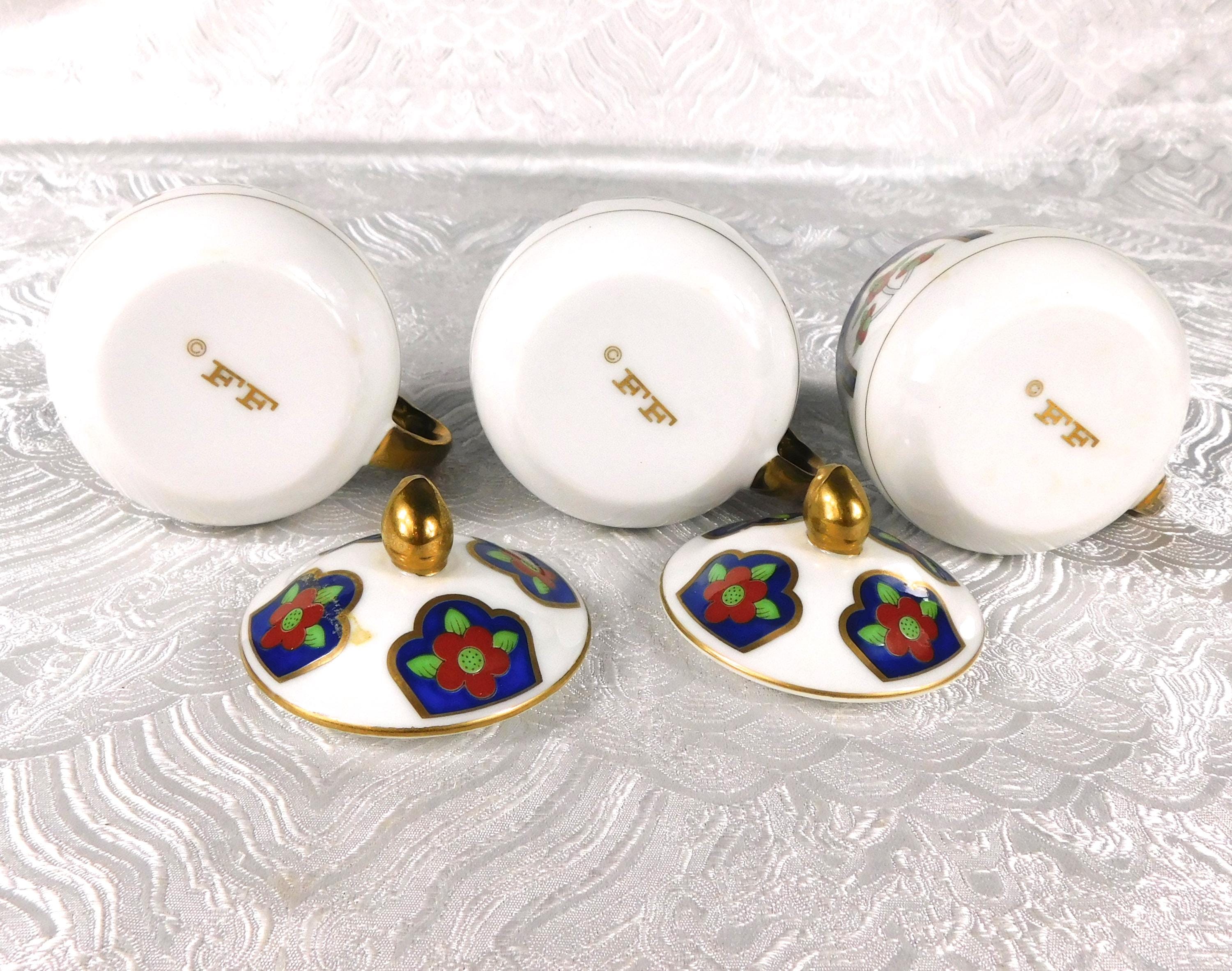 Lot of Three Pots De Cream with Two Lids # 27579