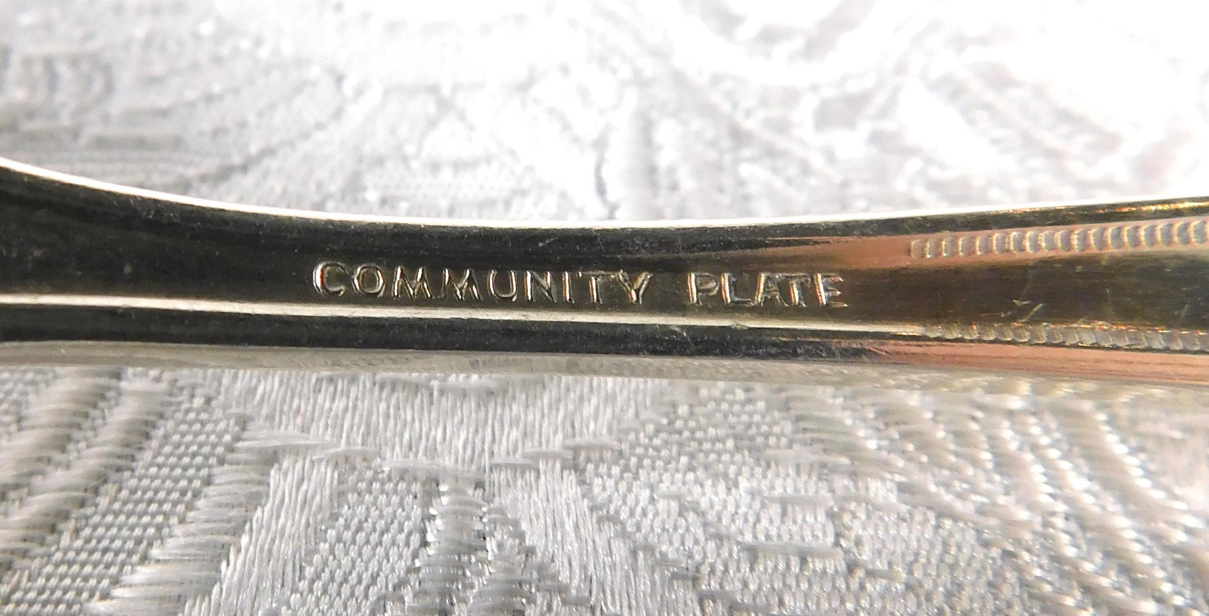 Oneida Silver Plate Jelly Server Spoon in Grosvenor # 27467