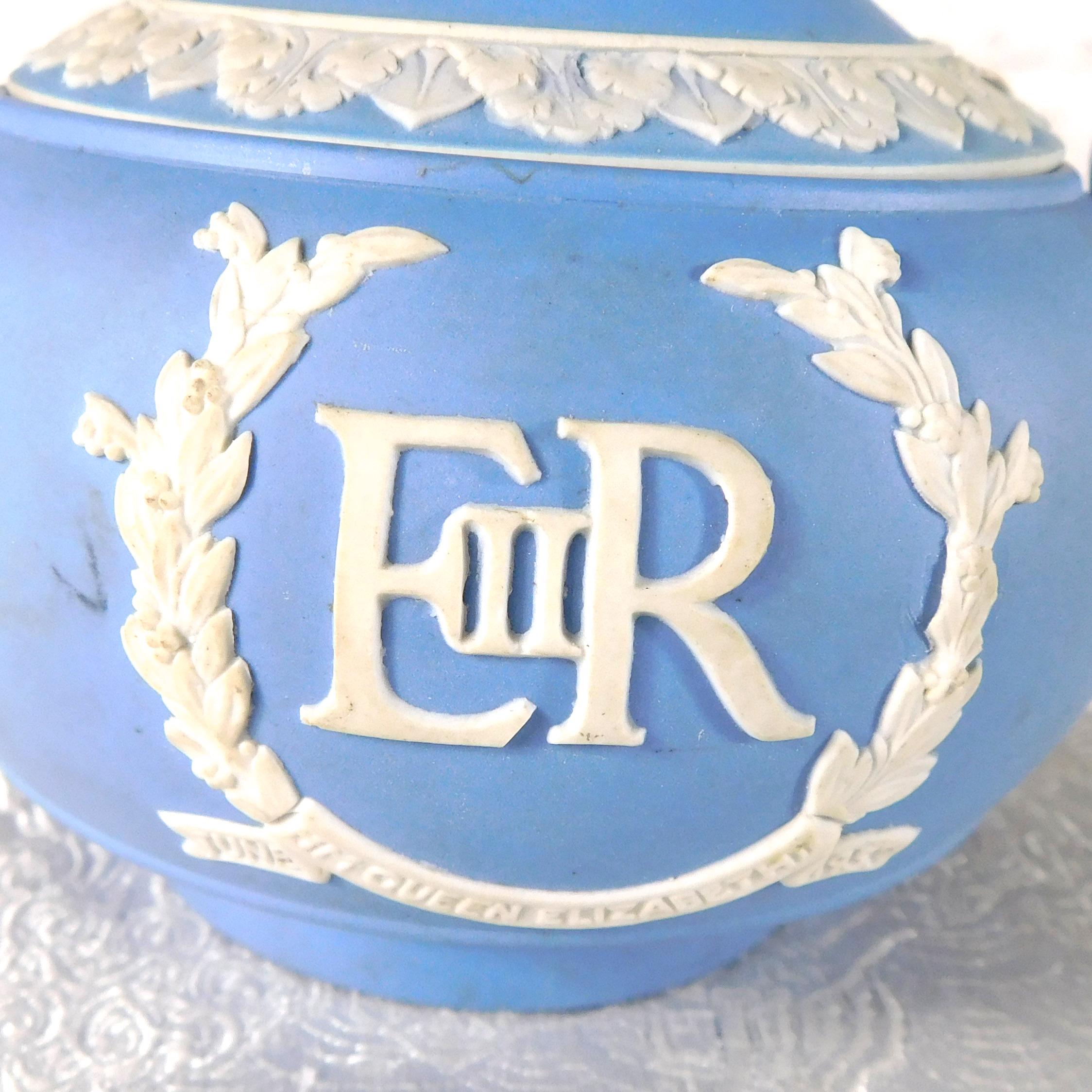 Wedgwood Light Blue Jasperware Sugar Bowl with Lion and Unicorn Crest # 27735